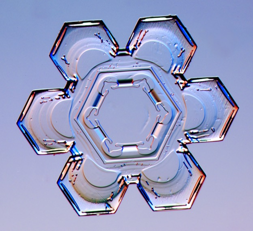 Schneekristall hexagonal