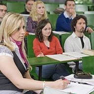 Studierende-im-hoersaal