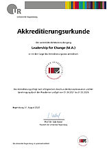 Akkreditierungsurkunde Leadership for Change M.A.
