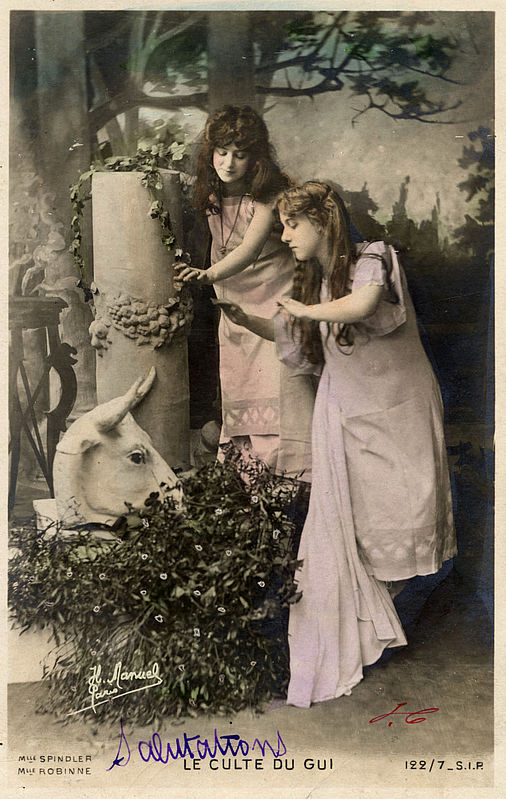 Teilkolorierte Postkarte aus der Serie „Le culte du gui, 122/7 S.I.P.“