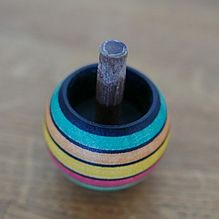 spinning top at rest