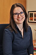 Dr. Andrea Kneuttinger