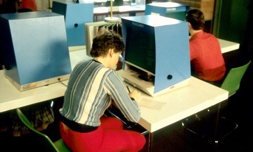 Recherche im Mikrofichekatalog