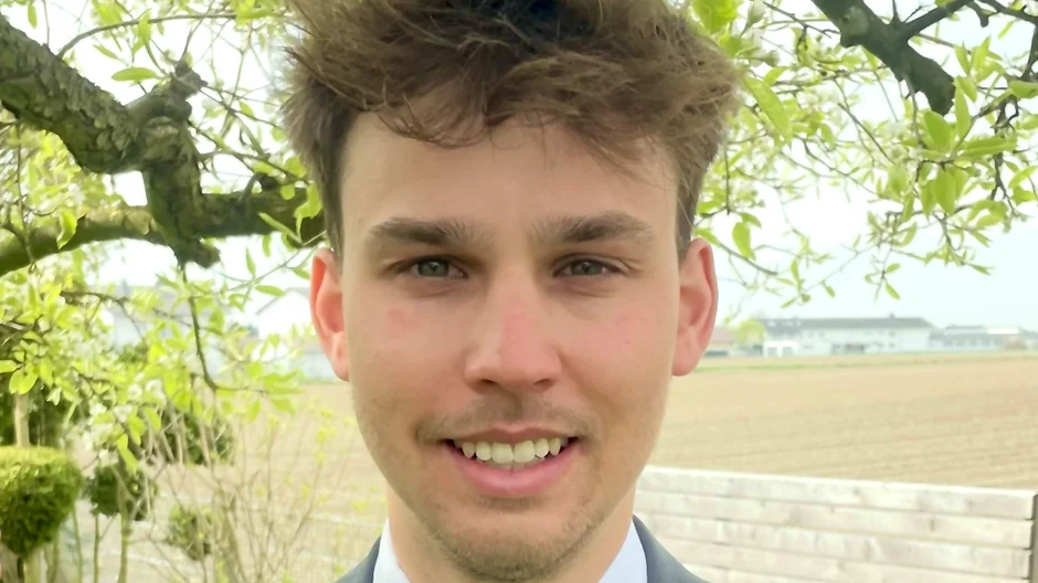 Das Bild zeigt den wissenschaftlichen Mitarbeiter des Lehrstuhls, Herrn Samuel Bauer.