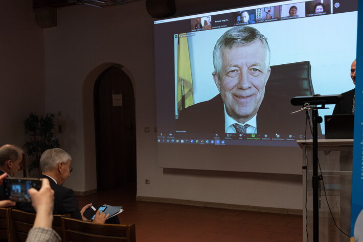 (öffnet Vergrößerung des Bildes)