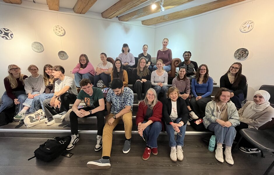 Die Studierenden der Deutsch-Französischen Studien im AKUSO. Exkursion im Rahmen des Projekts "Welterbe" 2026.