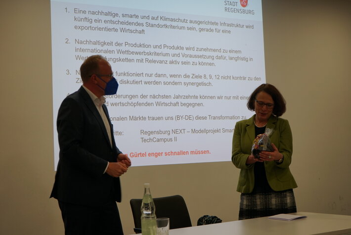 (opens enlarged image)