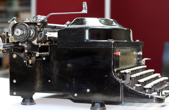 Mechanische Schreibmaschine Continental Silenta (öffnet Vergrößerung des Bildes)