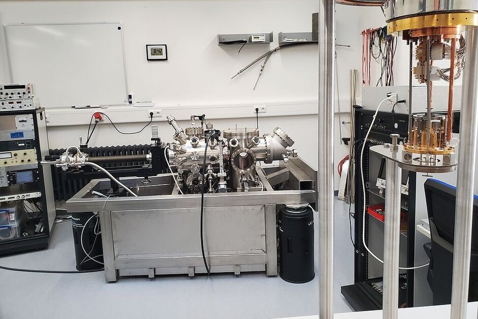 (opens enlarged image)