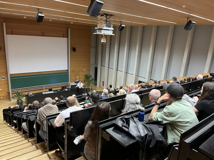 Begrüßung durch den Dekan Prof. Dr. Till Rudack