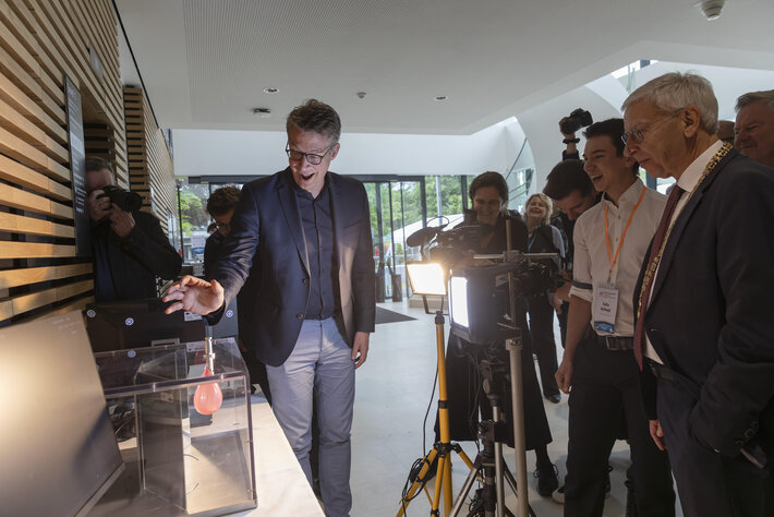 (öffnet Vergrößerung des Bildes)