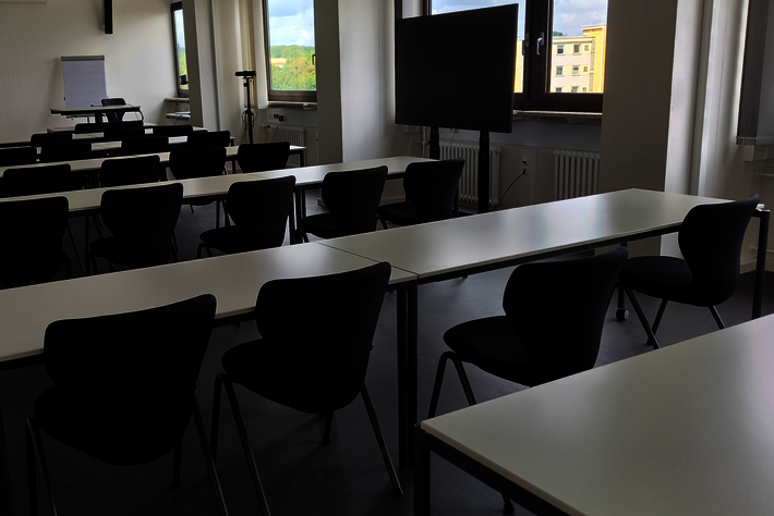 a seminar room in the FIDS building (opens enlarged image)