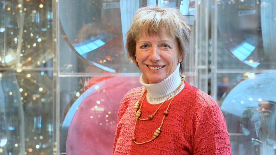 Porträtfoto von Frau Professorin Neumann