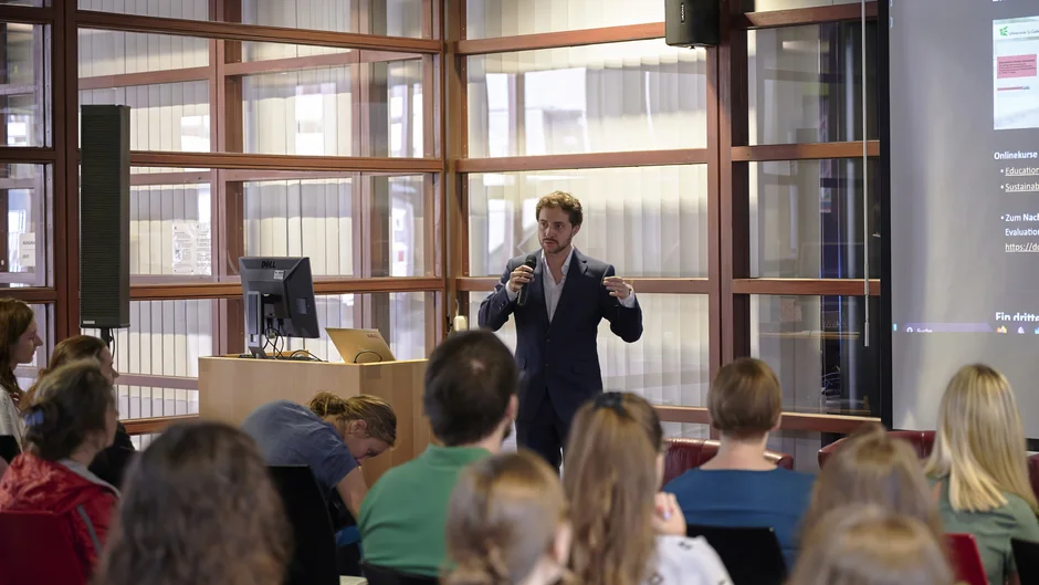 Dr. Stefan T. Siegel on evidence-informed education for sustainable development