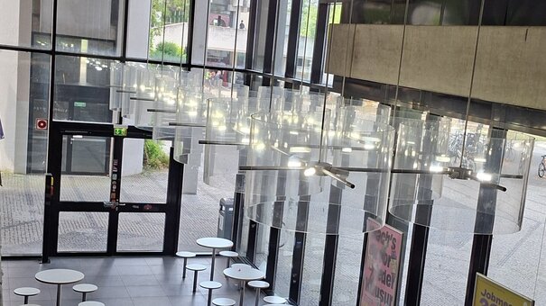 PT Cafeteria 