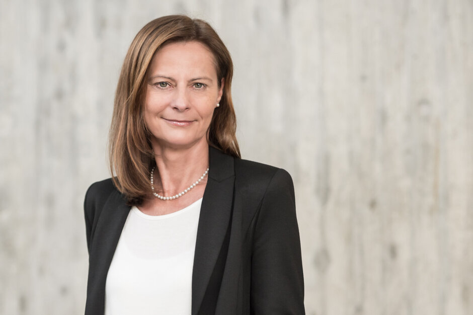 Porträtfoto von Frau Professorin Dr. Susanne Leist
