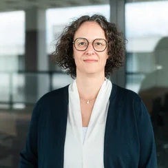 Porträtfoto von Frau Elisabeth König