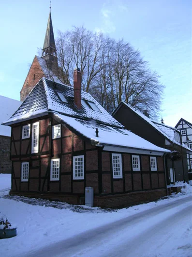 In diese Schule in Vilsen ging David Heinrich Hoppe bis 1770 (öffnet Vergrößerung des Bildes)
