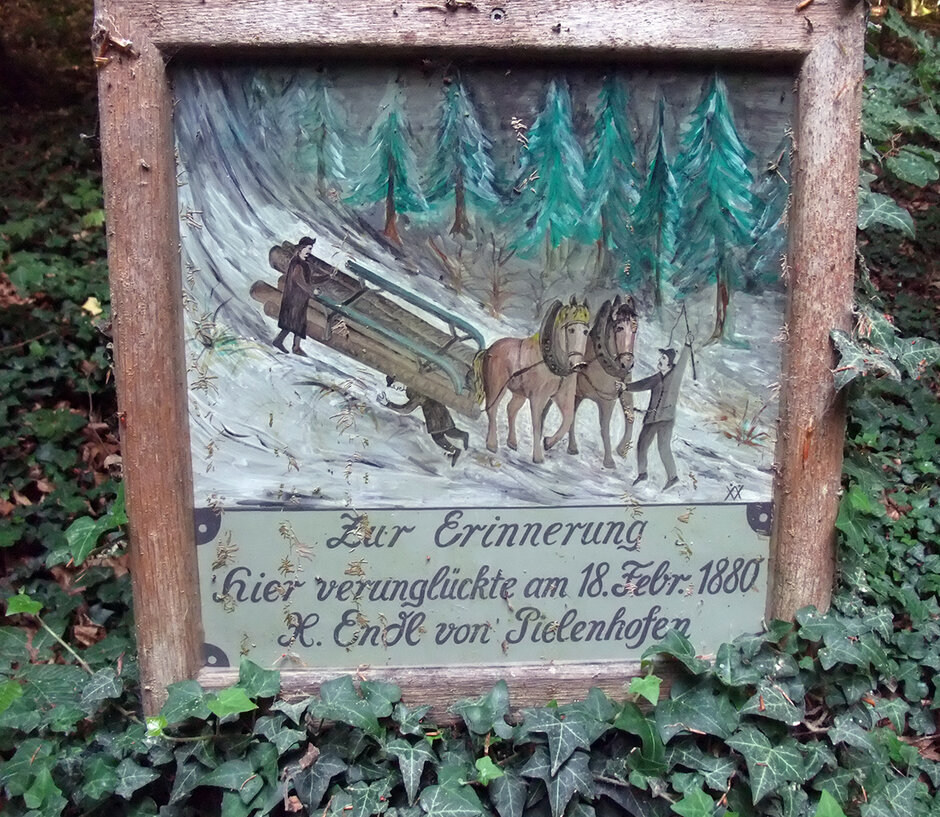 Marterl auf dem Weg zwischen Pielenhofen und Wall (öffnet Vergrößerung des Bildes)
