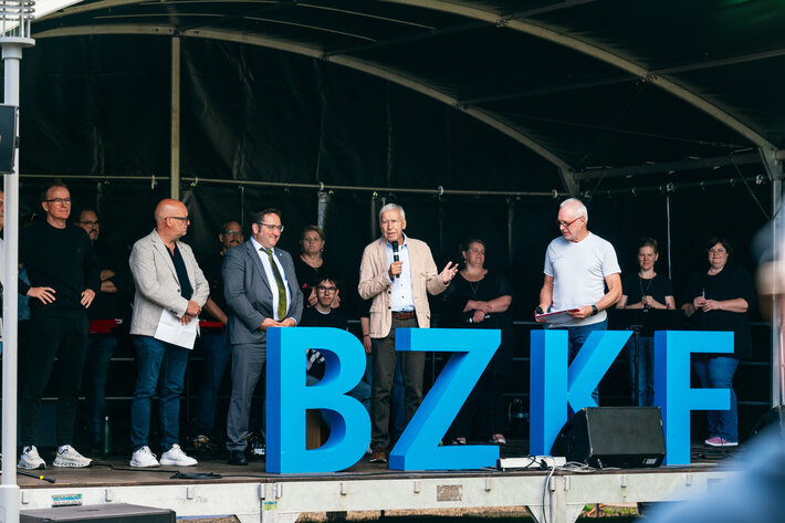(öffnet Vergrößerung des Bildes)