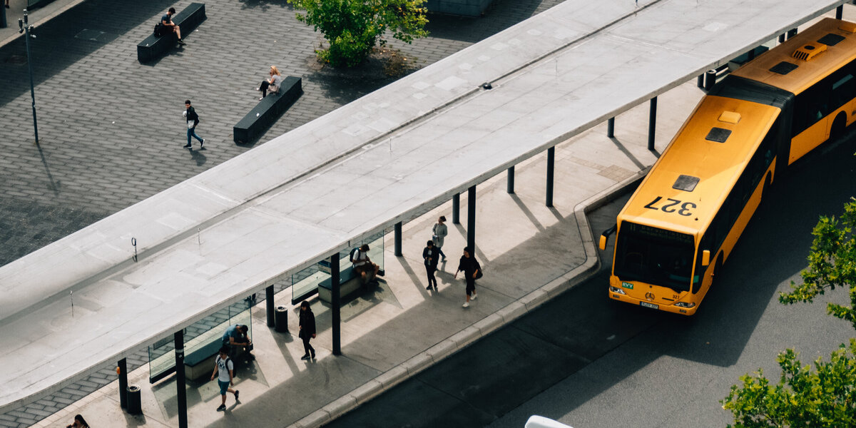 Die Zentrale Omnibushaltestelle der Universität aus der Vogelperspektive