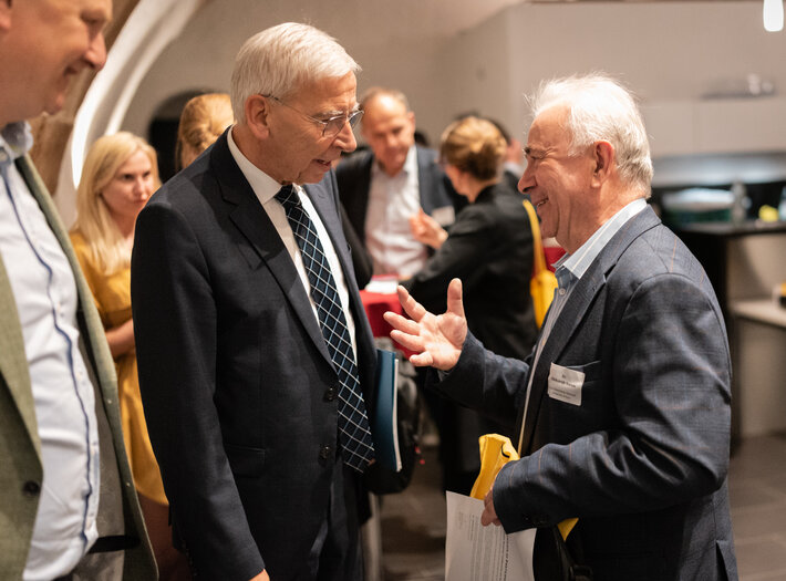 (öffnet Vergrößerung des Bildes)