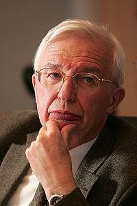 Porträt von Herrn Prof. Jean-Marie Lehn.