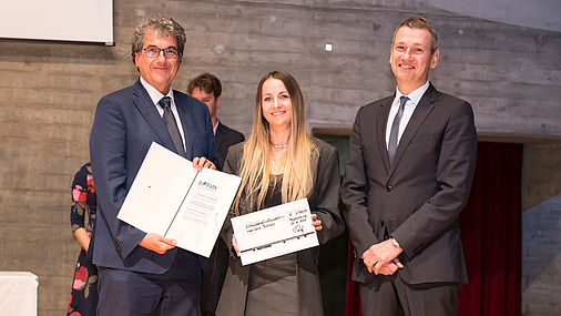 Verleihung des Biopark-Innovationspreises an Dr. Marilena Bohley.